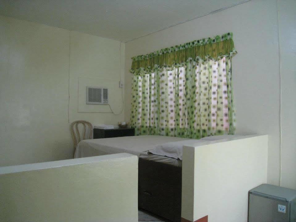 Almeria Agta Beach Resort מראה חיצוני תמונה